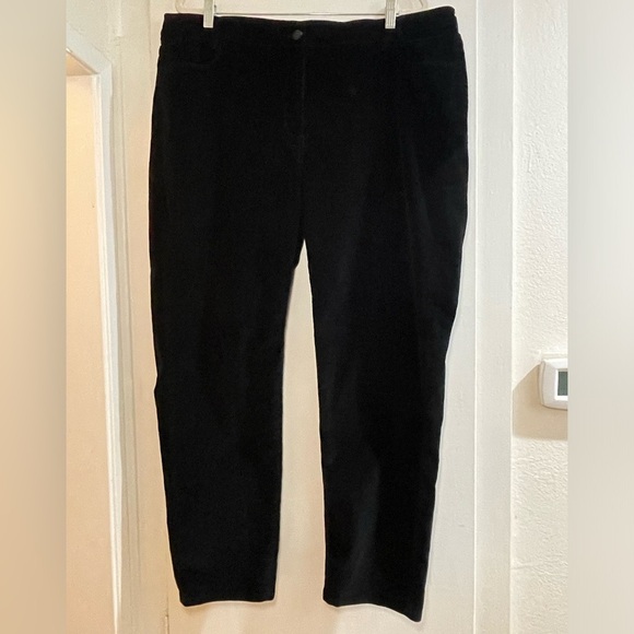 Pants - J Jill Relaxed Fit Fine Wale Corduroy Pants 22W with 30 inch inseam.
